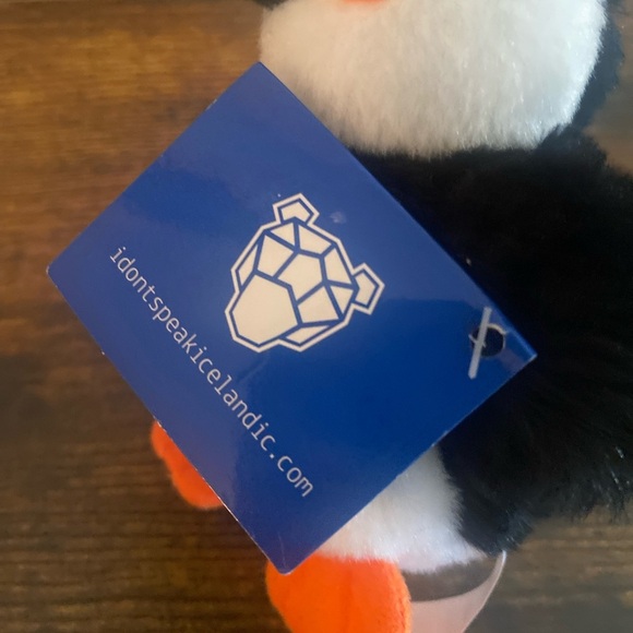Small puffin stuffed animal - Picture 5 of 6